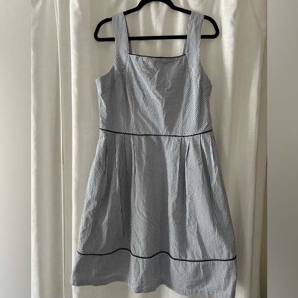 LANDS END women’s M Seersucker dress - Picture 4 of 5